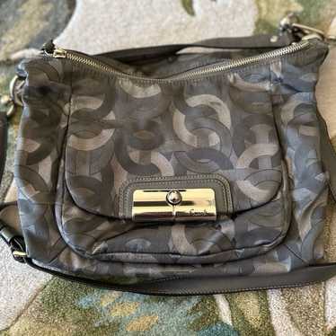 Vintage Coach Signature Poppy Convertible Handbag… - image 1