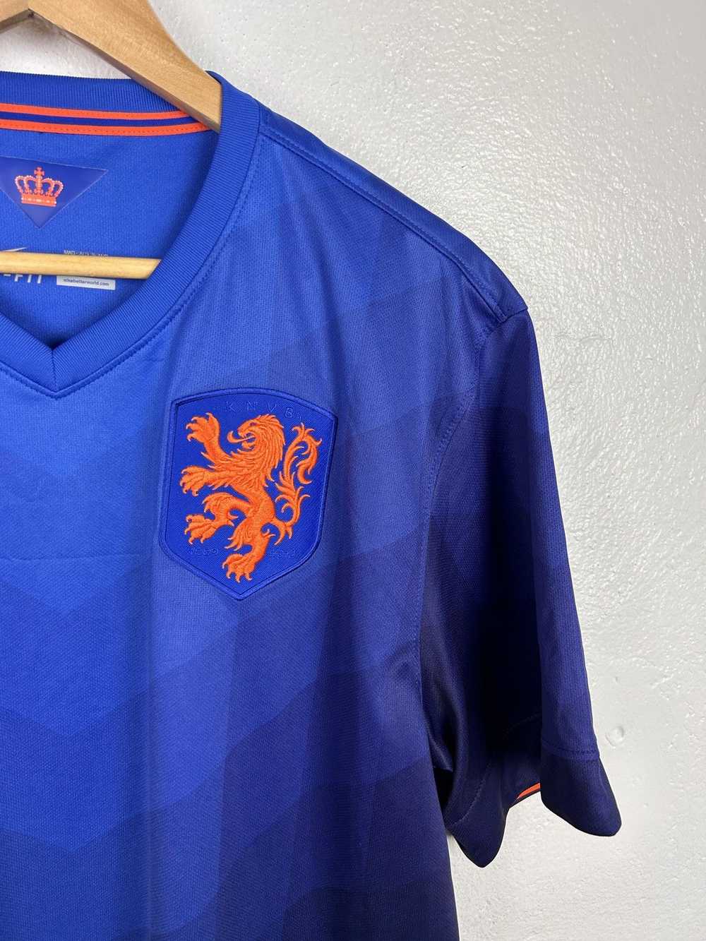 Nike × Soccer Jersey Vintage Nike Netherlands KNV… - image 2