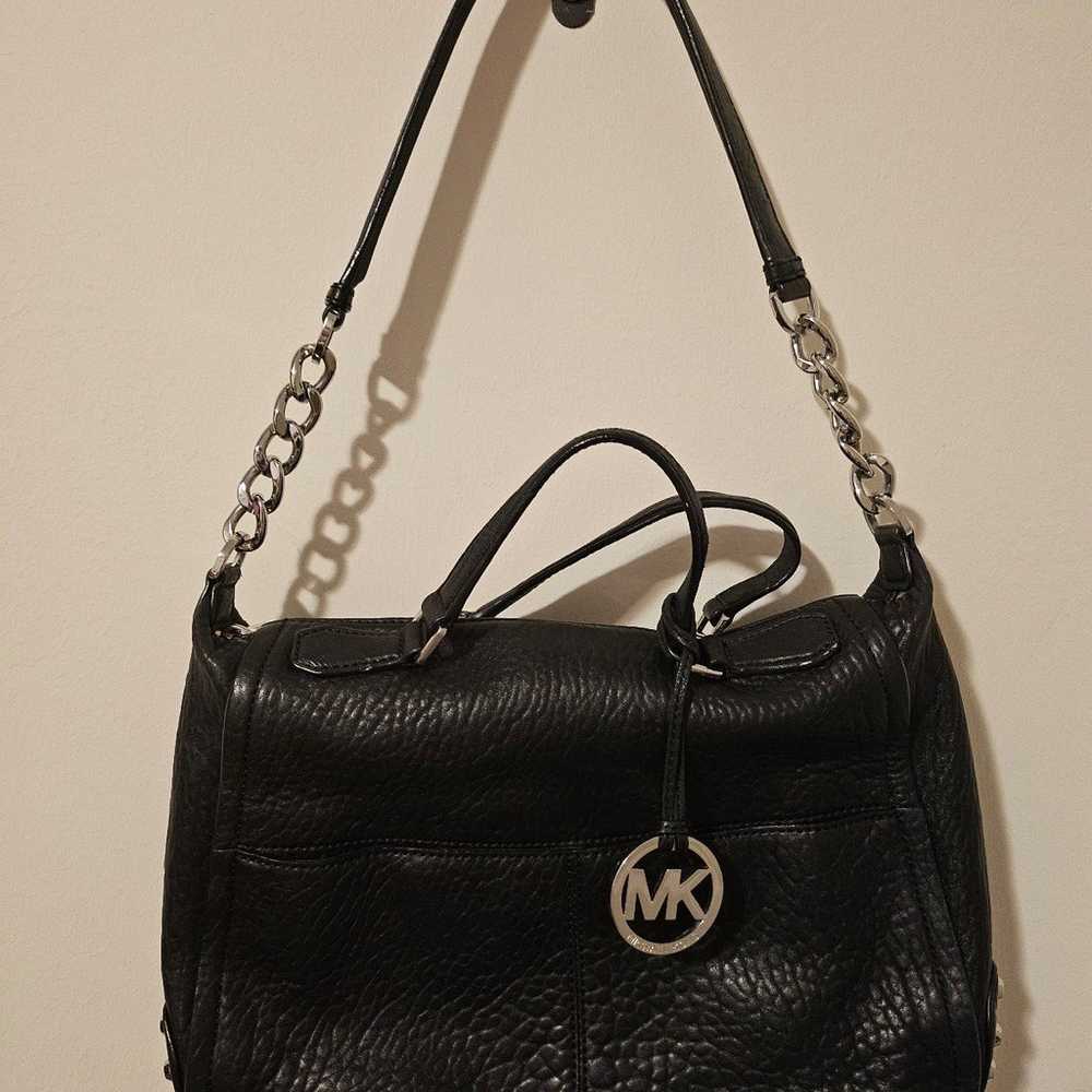 *AUTHENTICATED* MICHAEL KORS Shelley Satchel - image 1