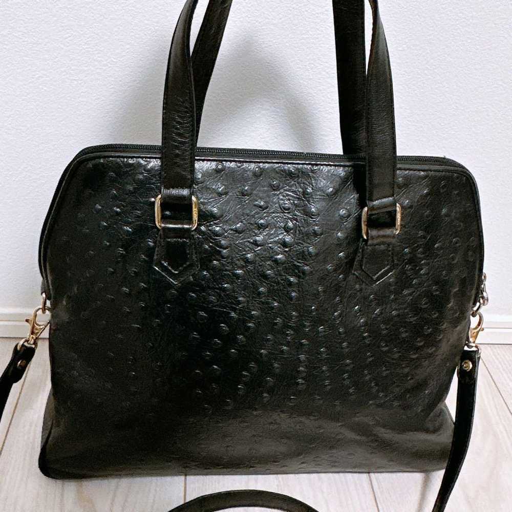 "Excellent Condition" FENDI 2-way Bag - image 3