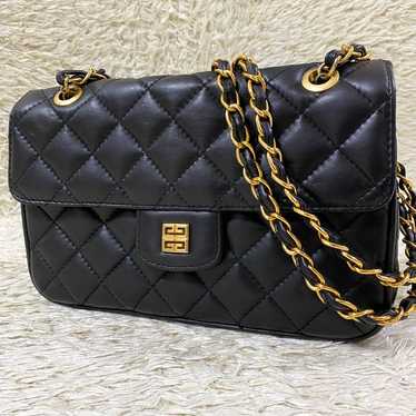 【Like New】Givenchy Chain Shoulder Bag Quilted 4G B