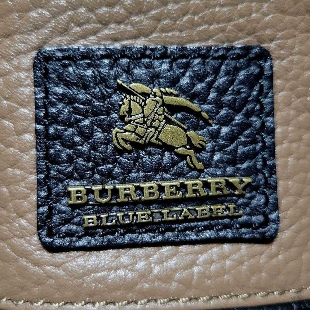 Excellent condition Burberry 2WAY shoulder bag, c… - image 3