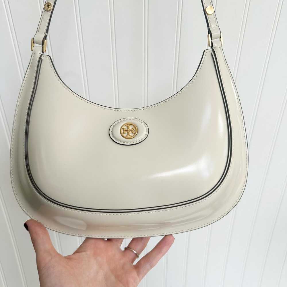 Tory Burch Robinson Spazzolato Convertible Cresce… - image 3