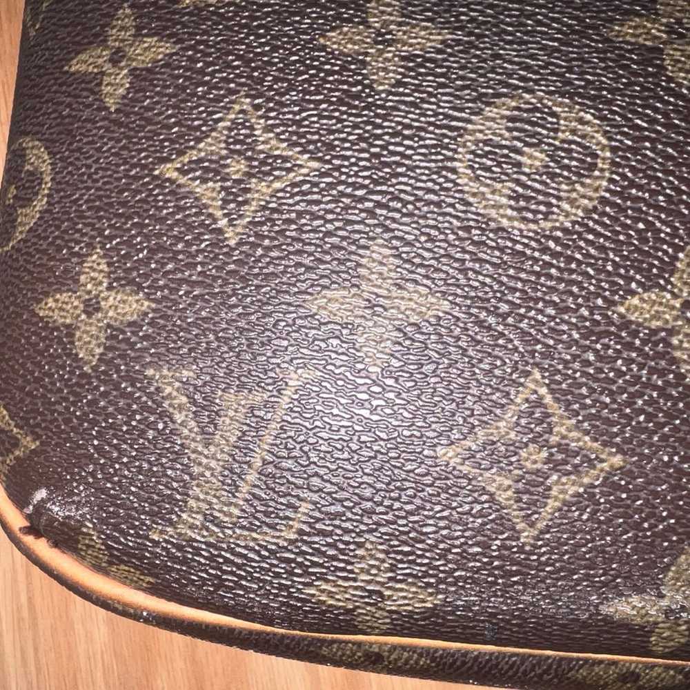 LV ODEON MM Handbag - image 8