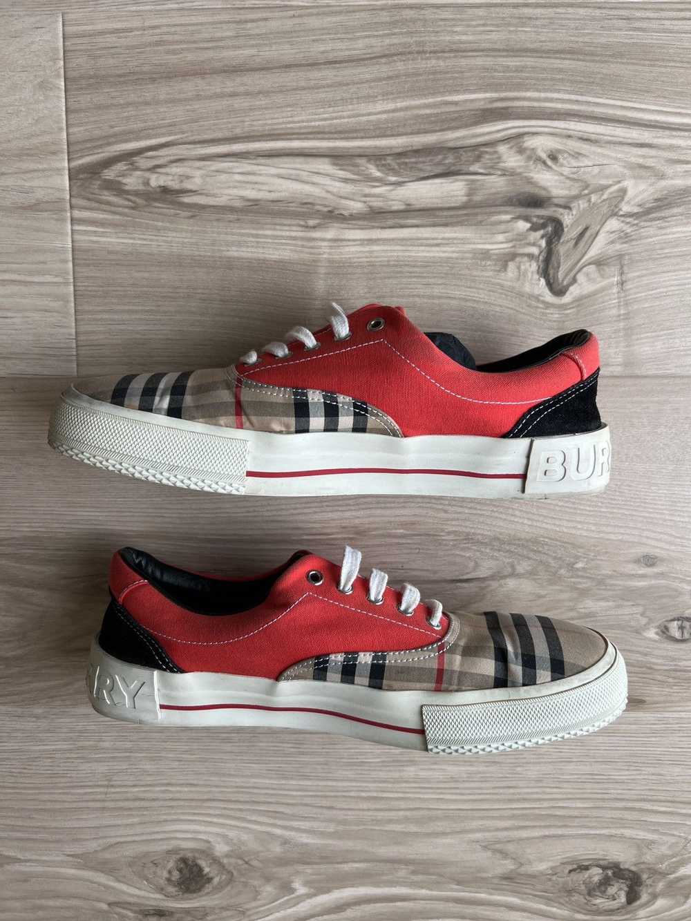 Burberry Burberry Low Top Skate Sneakers - image 1