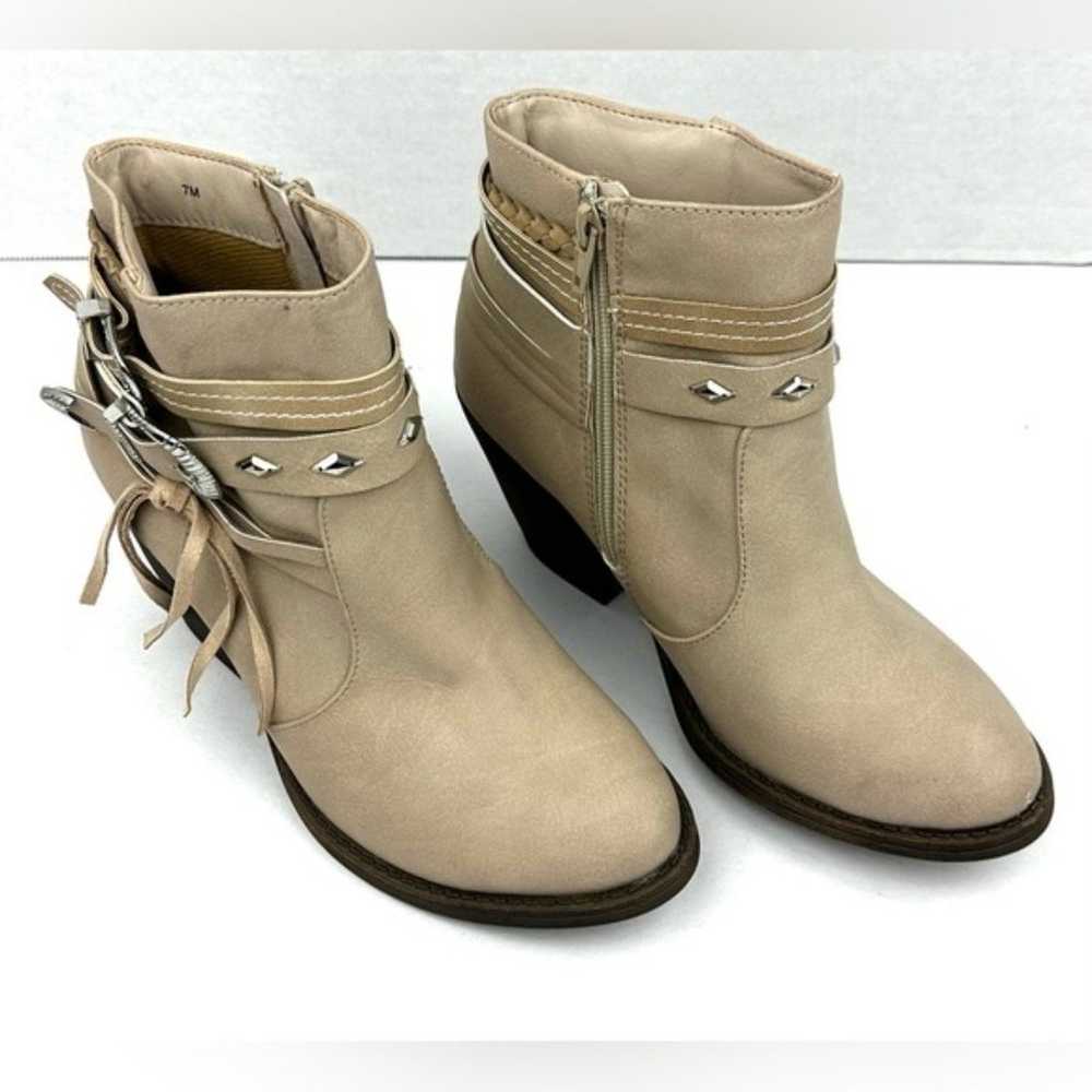 Jellypop Women's Ankle Booties Sz 7 Color Bone - image 4