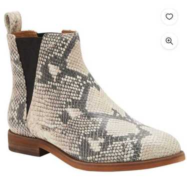 Lucky Brand Haylia Chelsea Boot Gray Black Snake … - image 1