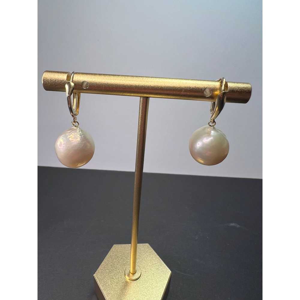 Other 14k gold lever back pearl earrings - image 2