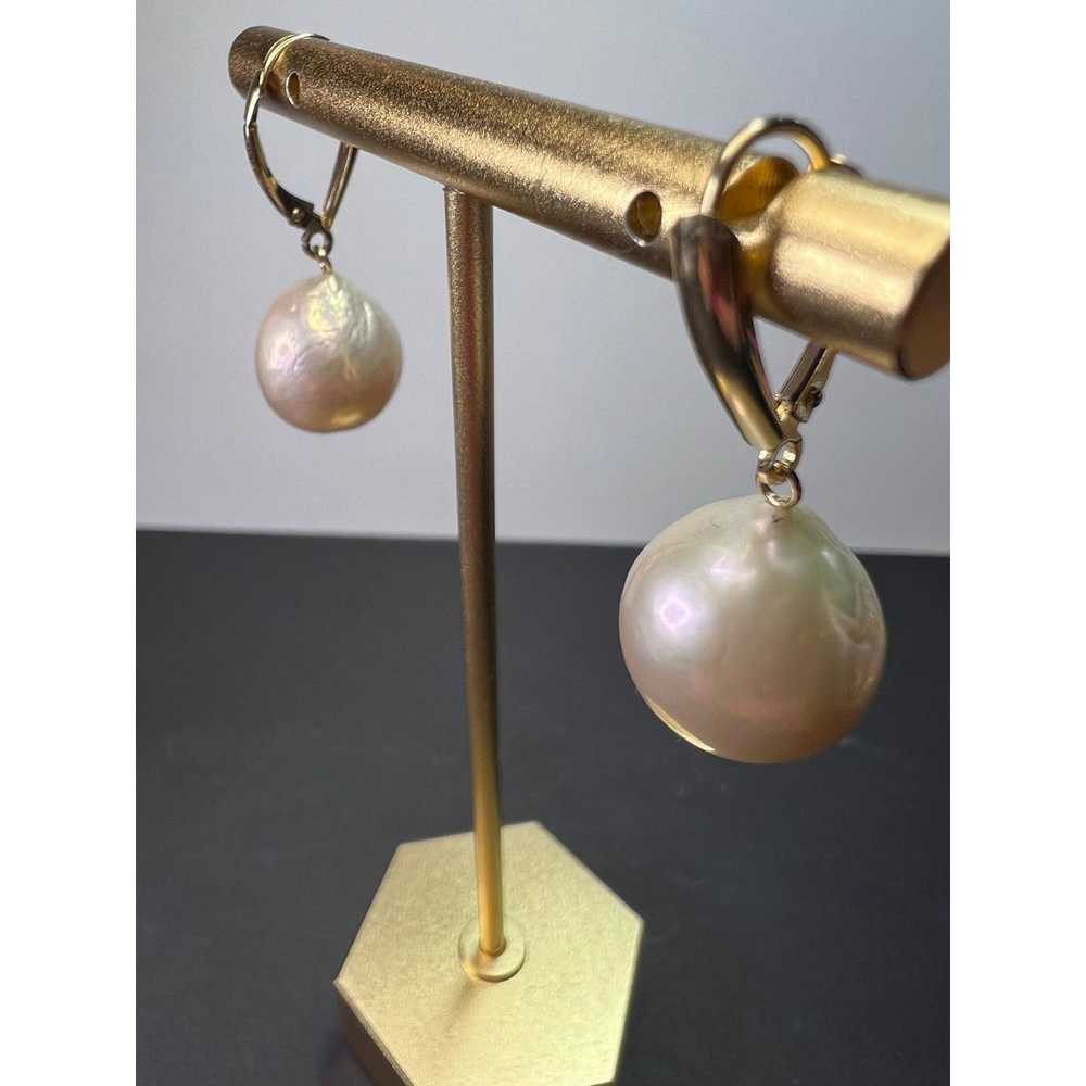 Other 14k gold lever back pearl earrings - image 4