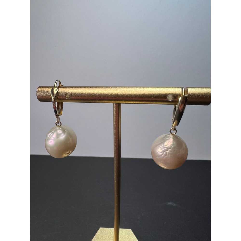 Other 14k gold lever back pearl earrings - image 8