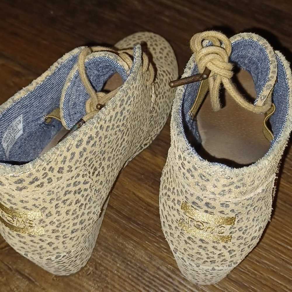 New Toms animal print wedges boots booties shoes … - image 6