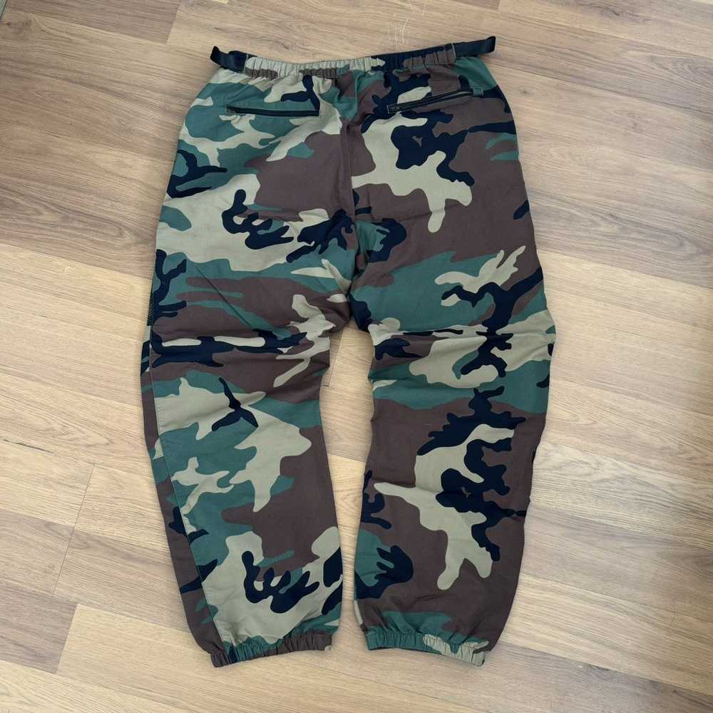 Supreme Supreme camo pants - image 2