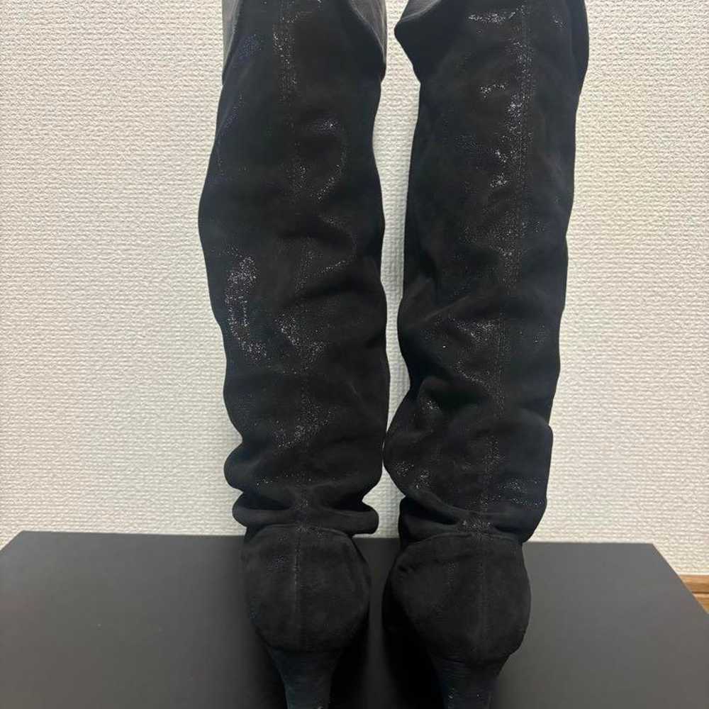 Black suede-like long boots with an 8cm heel. - image 3