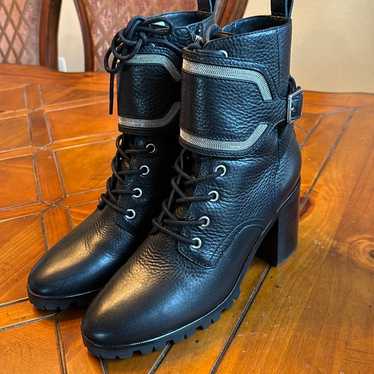 PAIGE Daphne leather boots