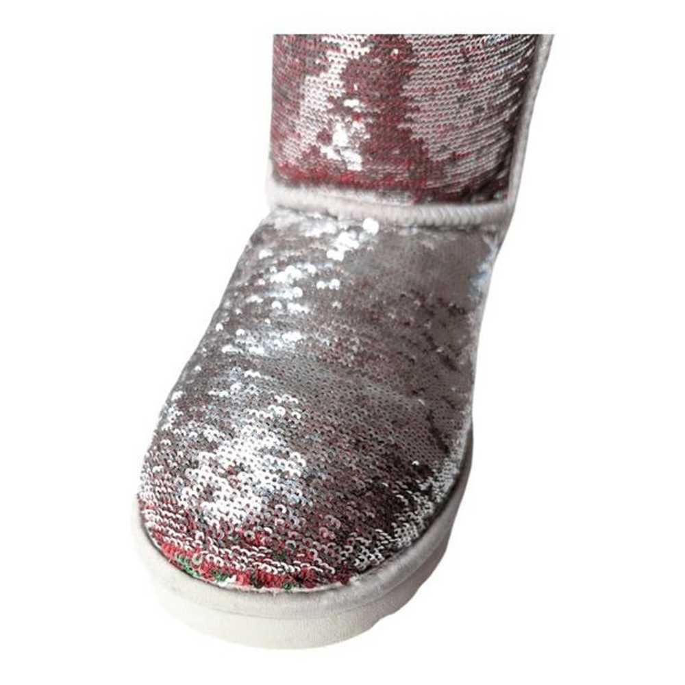 UGG Classic Short Sequin Winter Boot Size 7 - image 11