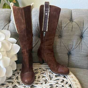 UGG Suede Leather Brown Heels Boots Women’s 9