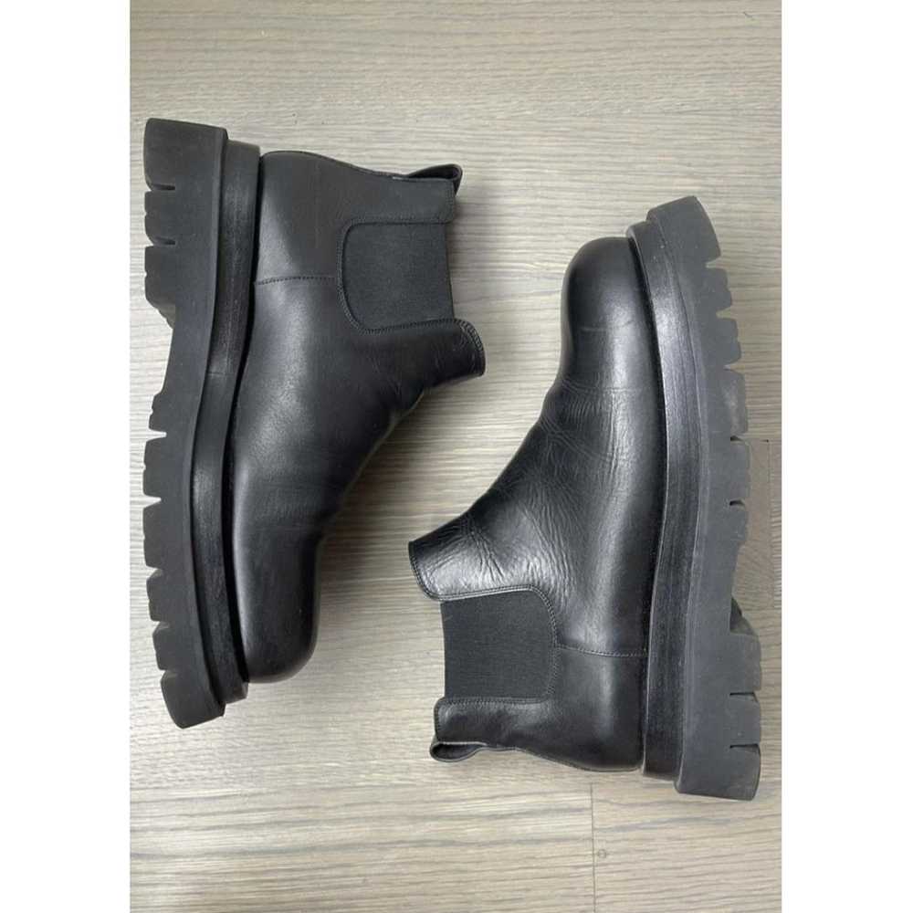 Bottega Veneta Lug leather boots - image 2