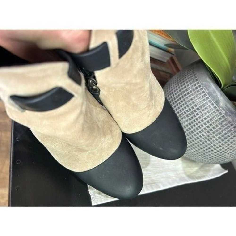 Balenciaga Leather Ankle Boots Beige Black Womens… - image 6