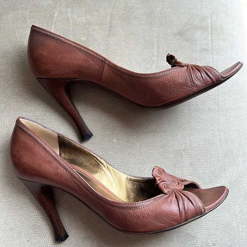 Vintage BOTTEGA VENETA Leather Fluted Peep Toe Me… - image 5