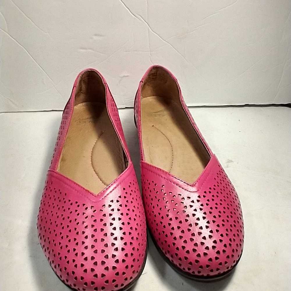 Dansko Neely Fuchsia Pink Leather Perforated Flat… - image 3