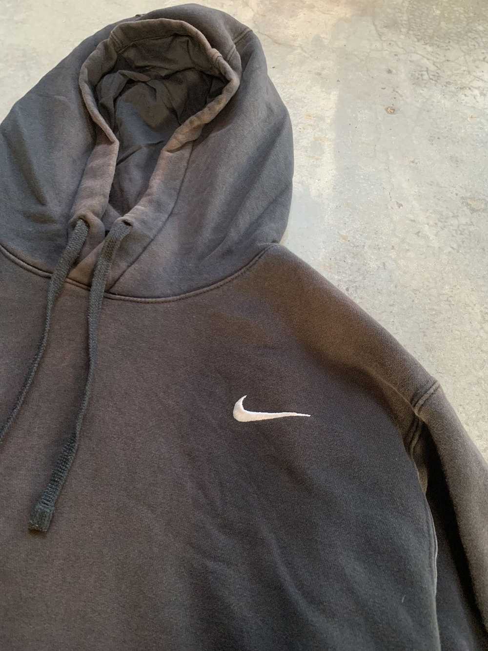 Vintage Thrashed Sun Faded Nike Swoosh Hoodie - image 3