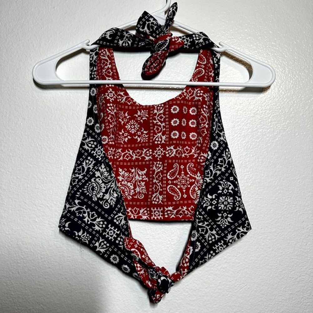 VTG Sportivity Bandana Top Halter Neck Tie Revers… - image 4