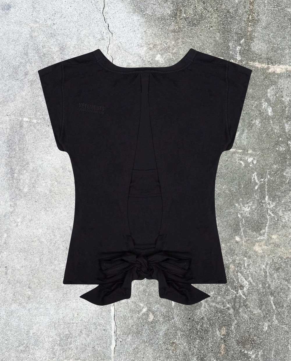 VETEMENTS BLACKOUT WRAP TOP - image 1