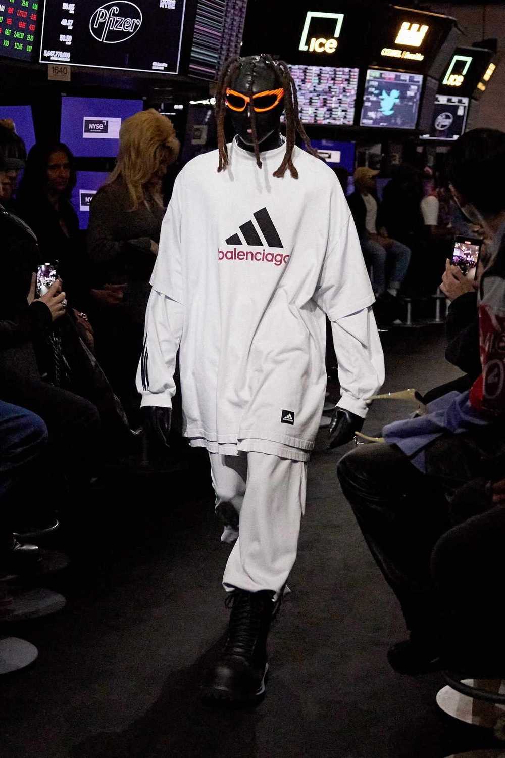 Balenciaga x Adidas SS23 Baggy Sweatpants - image 7