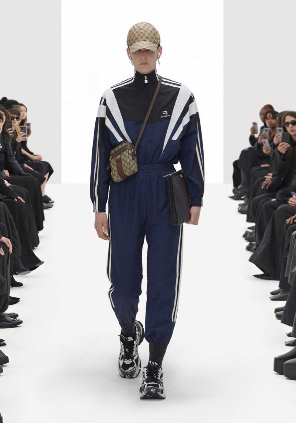 Balenciaga SS22 Sporty B Track Pants M - image 7