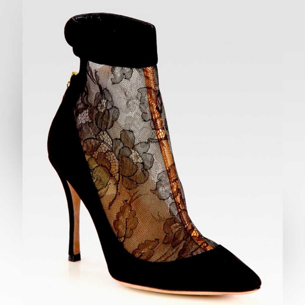 Gorgeous Valentino Lace And Suede Ankle Boots - image 1