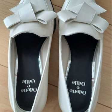 Odette e Odile White Pumps 23 cm