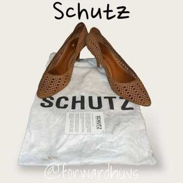 Schutz Scarpin Nobuck Biscuit Laser Cut Leather He