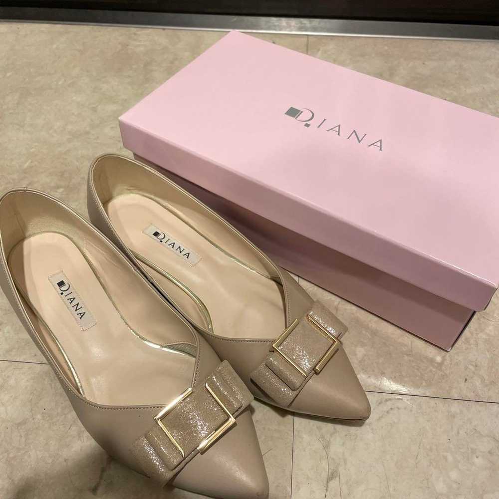 [With box] DIANA Beige Pumps - image 1