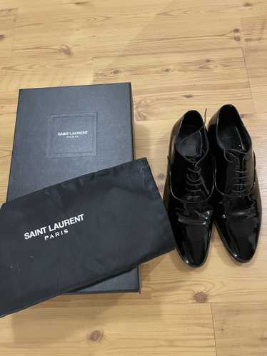 Saint Laurent Paris Saint Laurent Paris patent lea