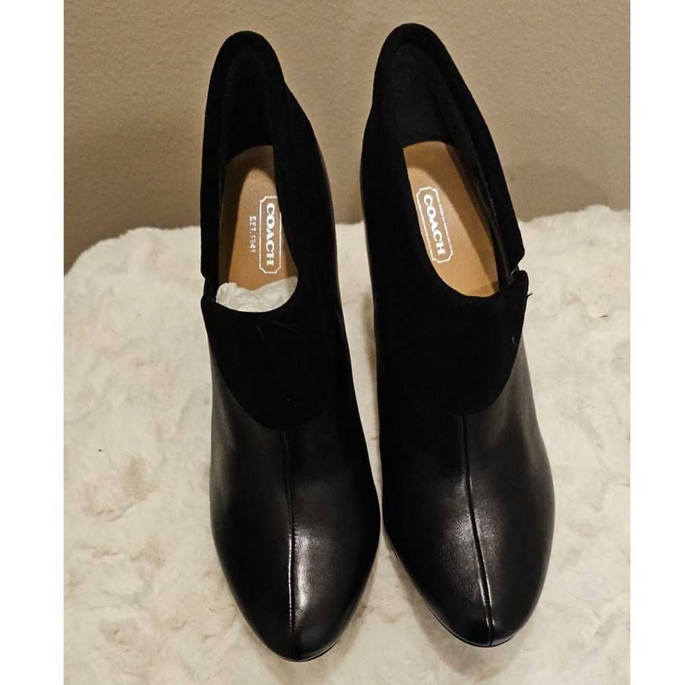 NWOT Coach Annika Black Leather Heels Size 9.5 - image 3