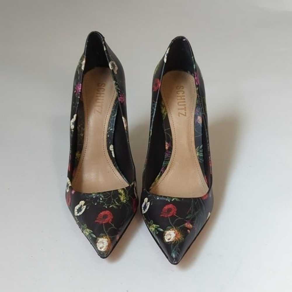 Schutz Gilberta Napa Fiori Floral Pointy Toe Pump… - image 4