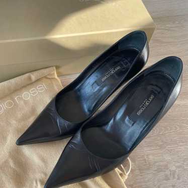 Sergio Rossi black leather pumps, size 35. - image 1