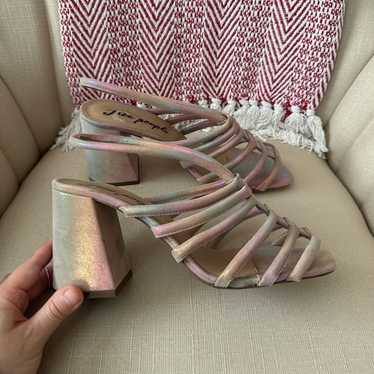 NWOT: Free People Colette Sandal