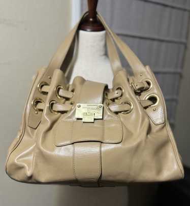 デカロゴ★Jimmy Choo CHOO ラフィア/レザー ウェッジ TAN Heloise Wedge 95 | Latte ナッパレザー・プラットフォーム