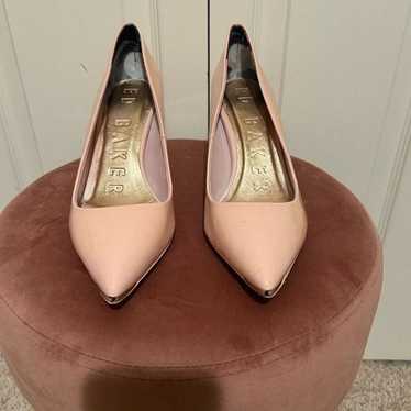 Ted Baker London Wishiri  pump