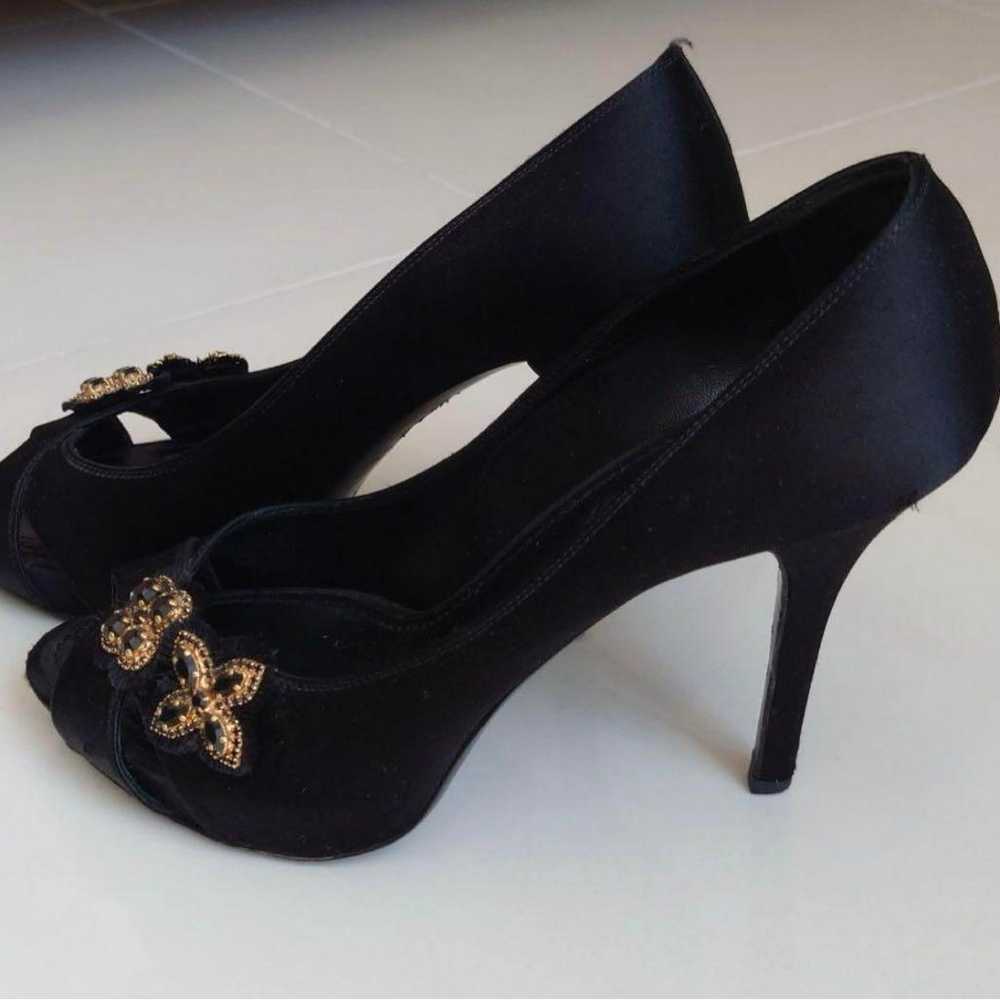 Louis Vuitton Satin Open-Toe Pumps - image 3