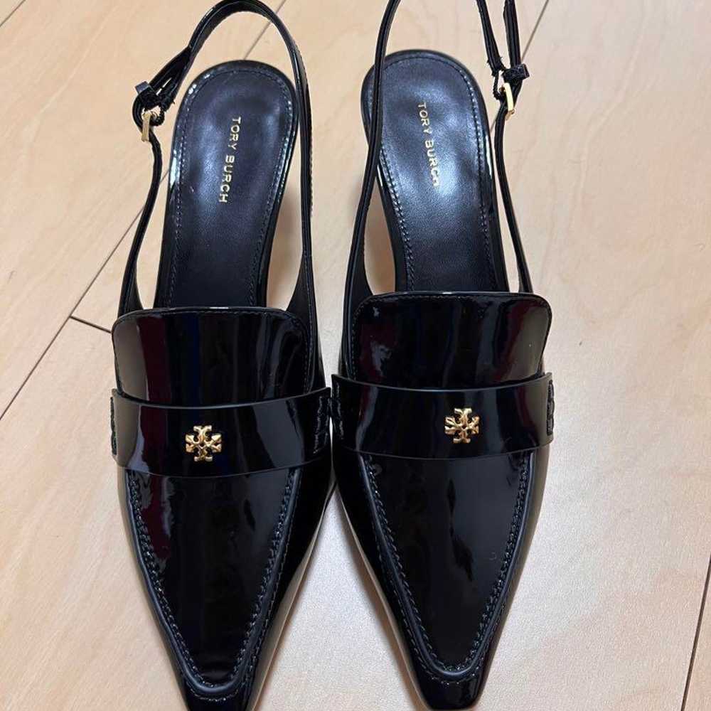 Tory Burch black heel pumps - image 1