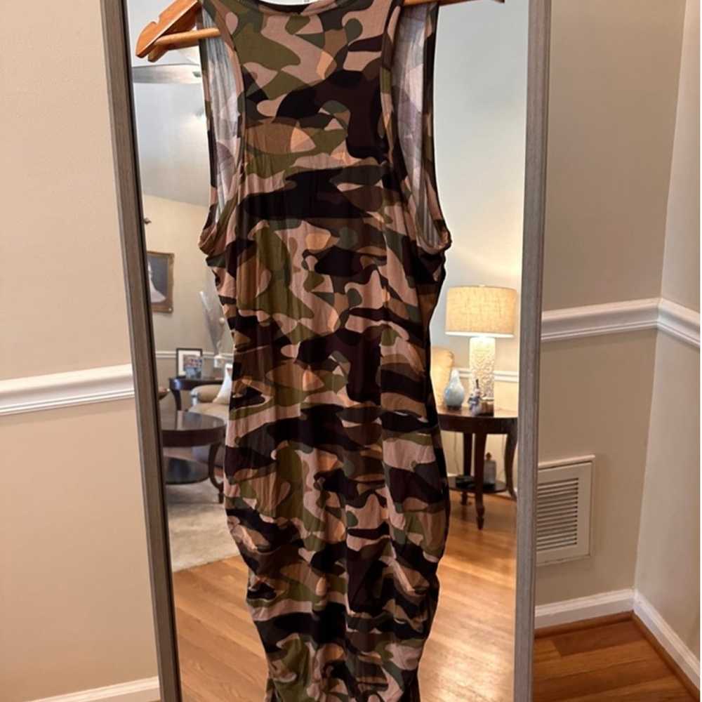 Women's Venus Green Camo Dress Size L - image 4