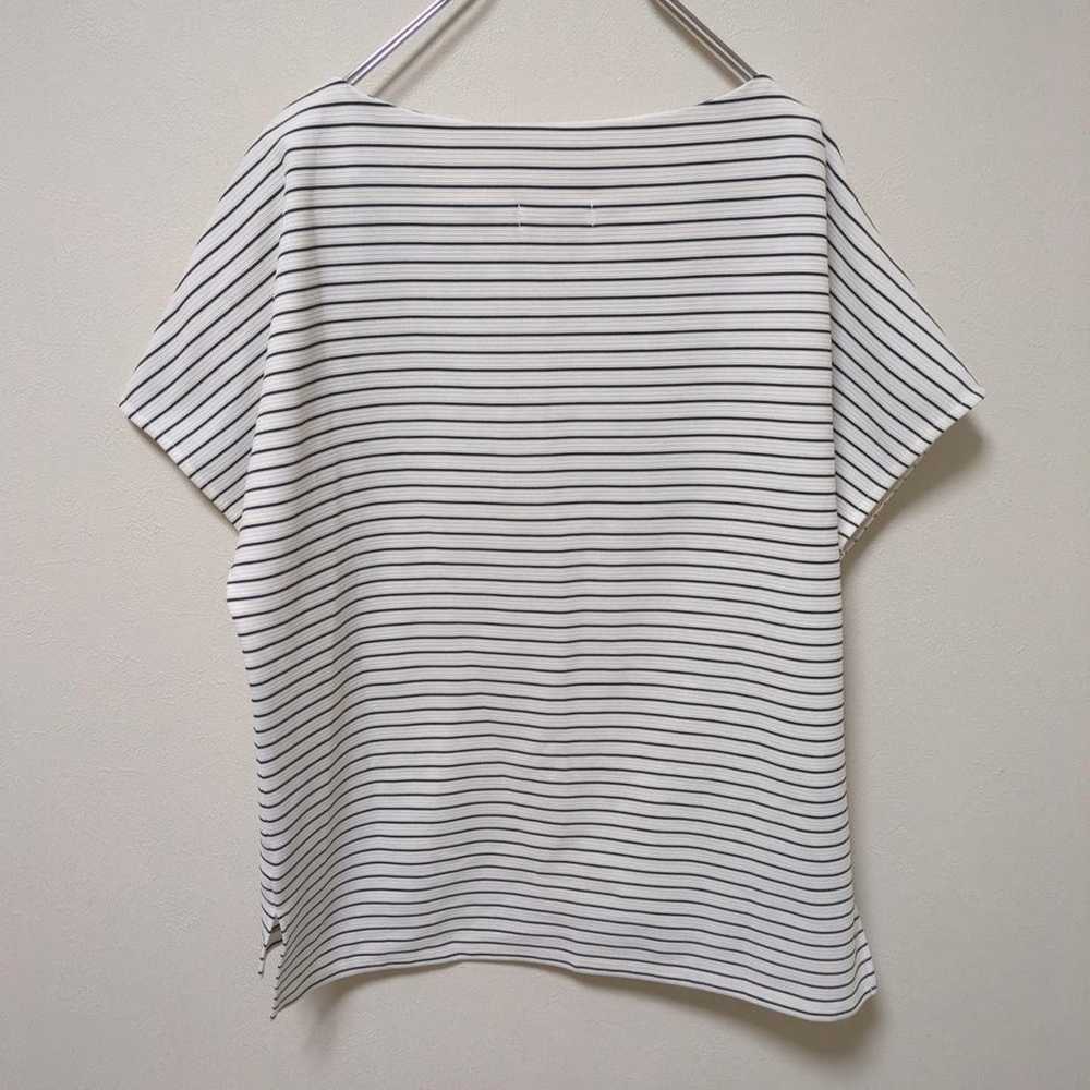 【Beauty Item】Anyfam (F) Shoulder Button Striped C… - image 2