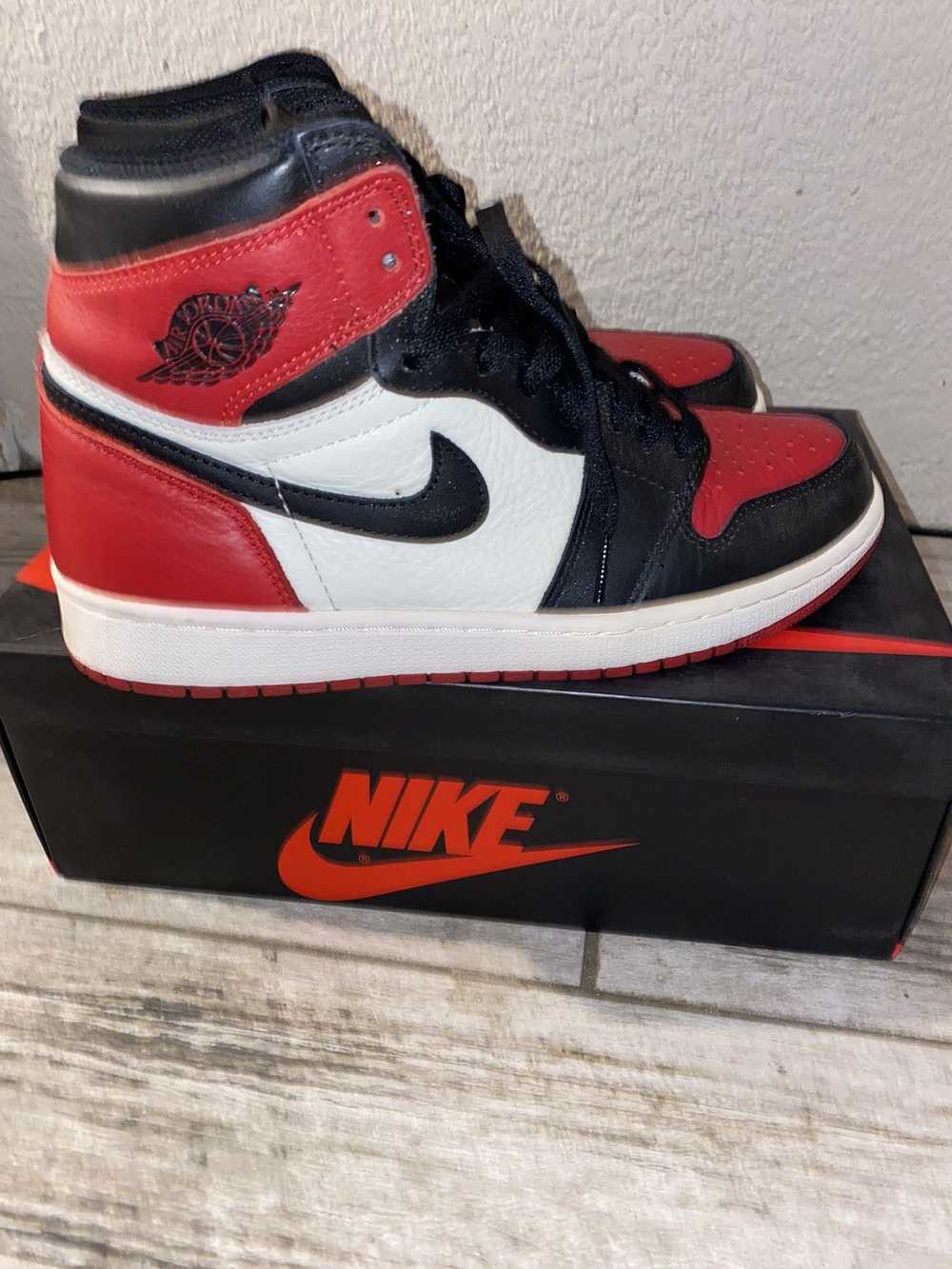 Jordan Brand Bred toe Jordan 1 - image 2