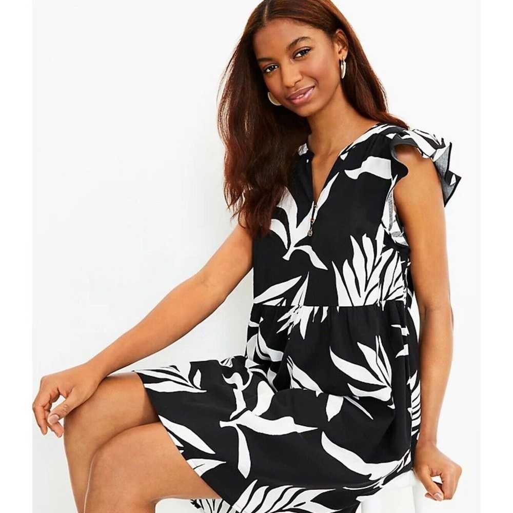 Ann Taylor LOFT Black & White Palm Leaf Print Res… - image 2