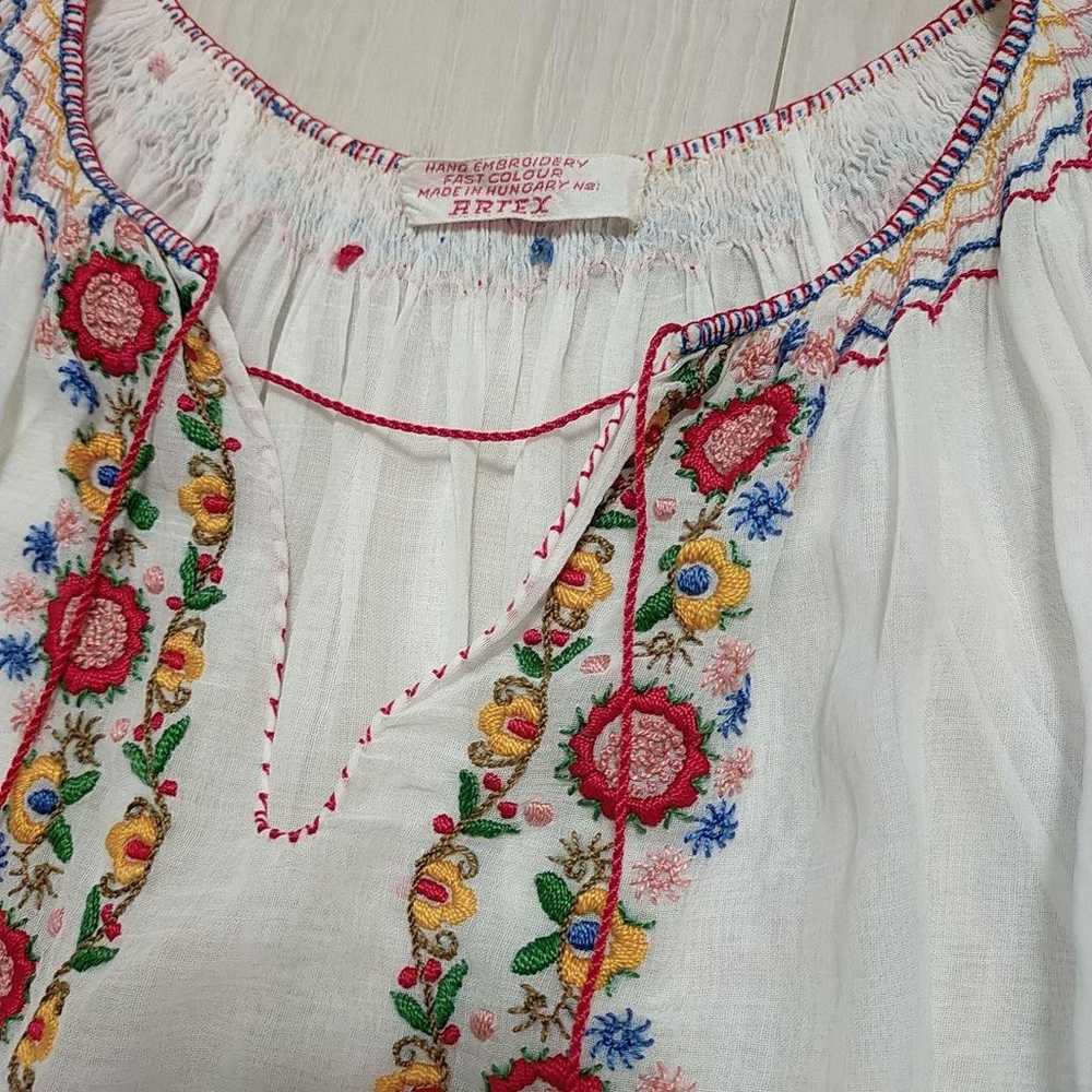 Vintage Hungarian Embroidered Blouse Short Sleeve… - image 2