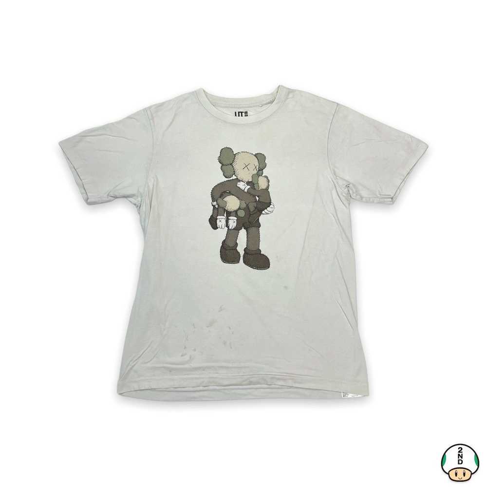 Kaws × Streetwear × Uniqlo KAWS x Uniqlo Clean Sl… - image 1