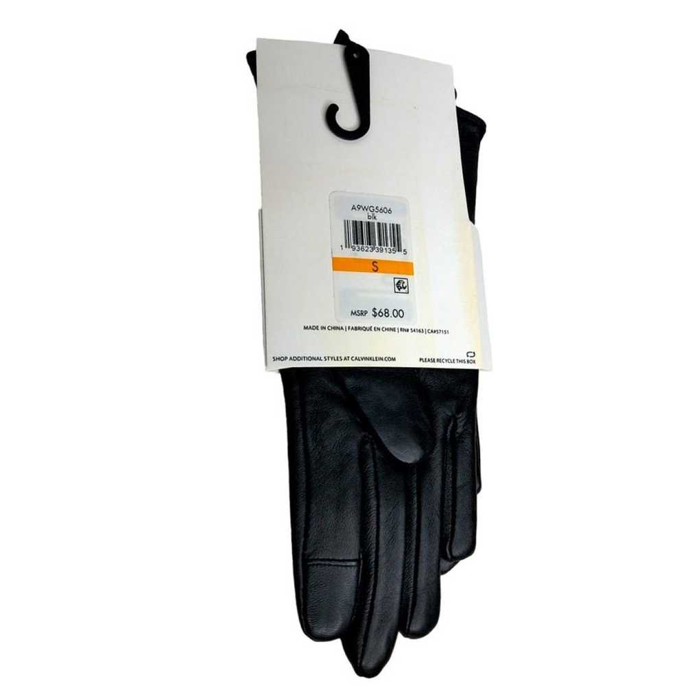 Calvin Klein Leather gloves - image 2