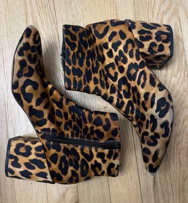 ASOS Leopard Booties w/ Block Heel - Size 7 - Goo… - image 1